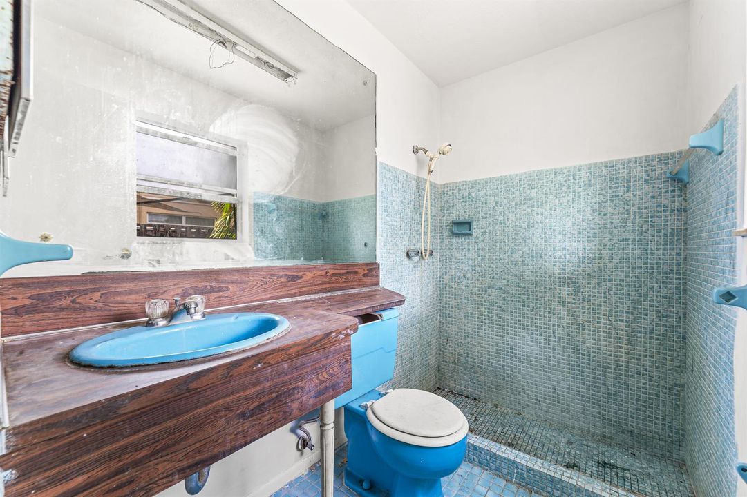 009-8961SunsetStrip-Sunrise-FL-33322-FUL