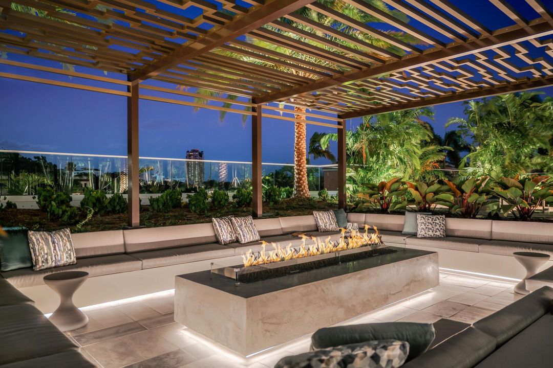 Outdoor Fire Pit