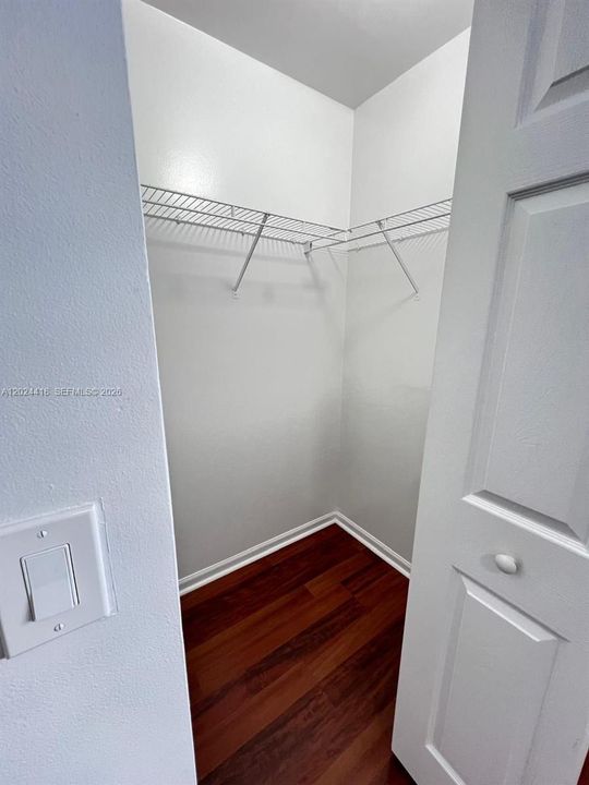 В аренду: $2,500 (2 спален, 2 ванн, 1008 Квадратных фут)