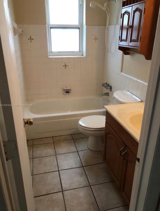 В аренду: $1,695 (1 спален, 1 ванн, 530 Квадратных фут)