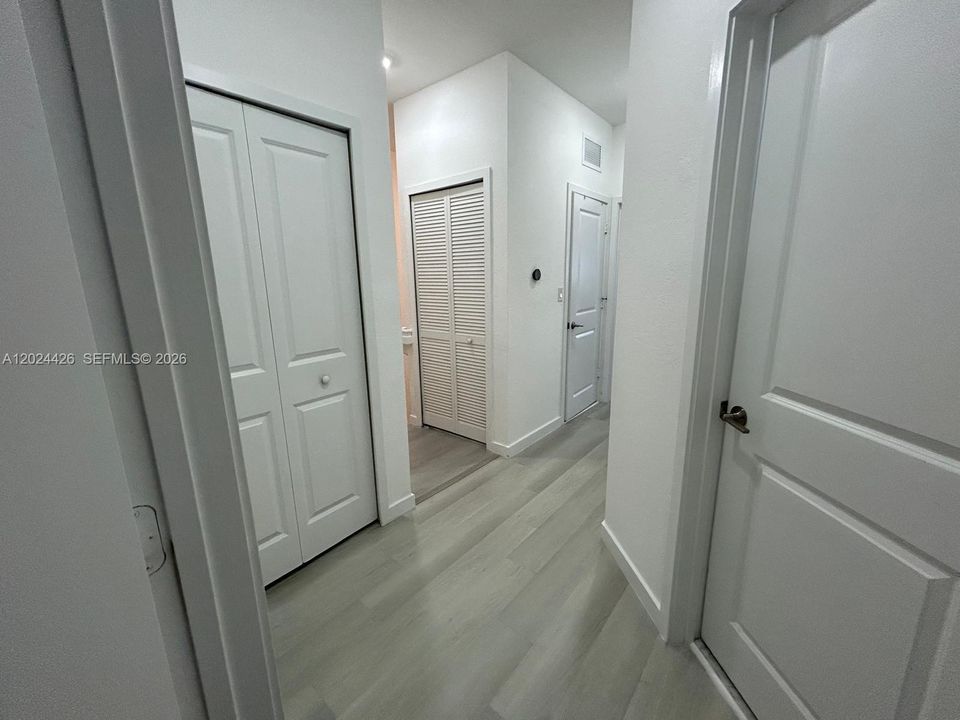 На продажу: $425,000 (4 спален, 3 ванн, 1680 Квадратных фут)