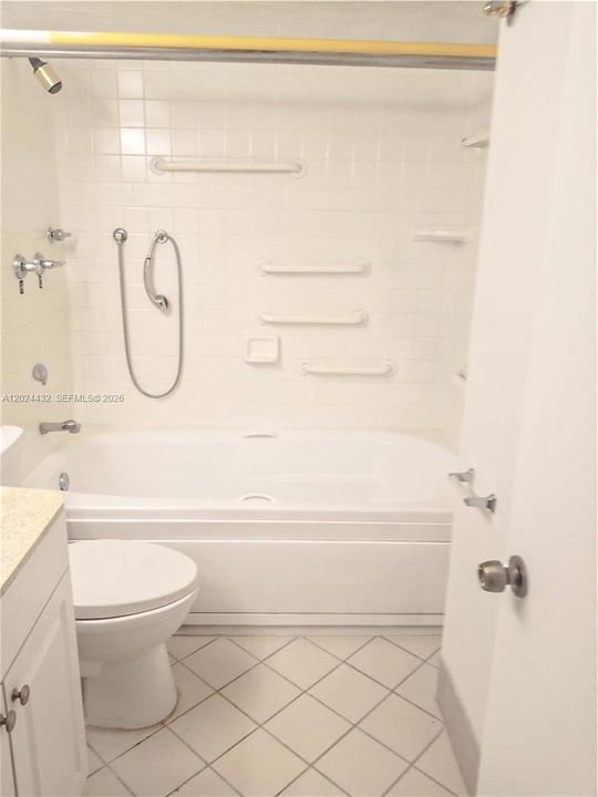 For Rent: $1,850 (2 beds, 2 baths, 1442 Square Feet)