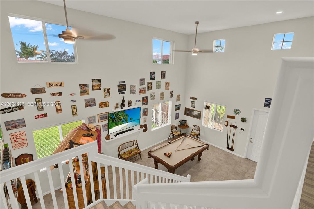 For Sale: $1,097,000 (6 beds, 4 baths, 3820 Square Feet)