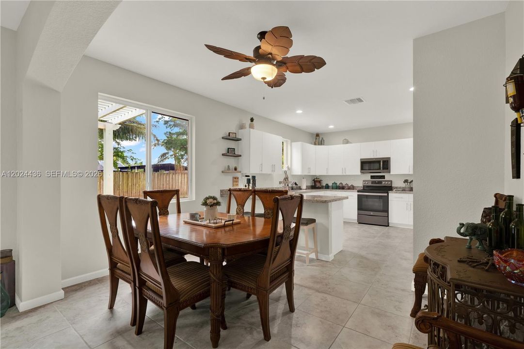 For Sale: $1,097,000 (6 beds, 4 baths, 3820 Square Feet)