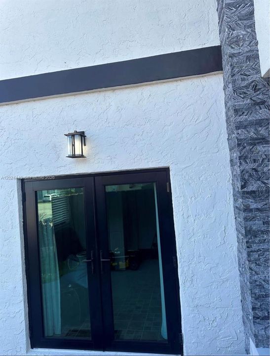 En Renta: $1,300 (1 camas, 1 baños, 2376 Pies cuadrados)