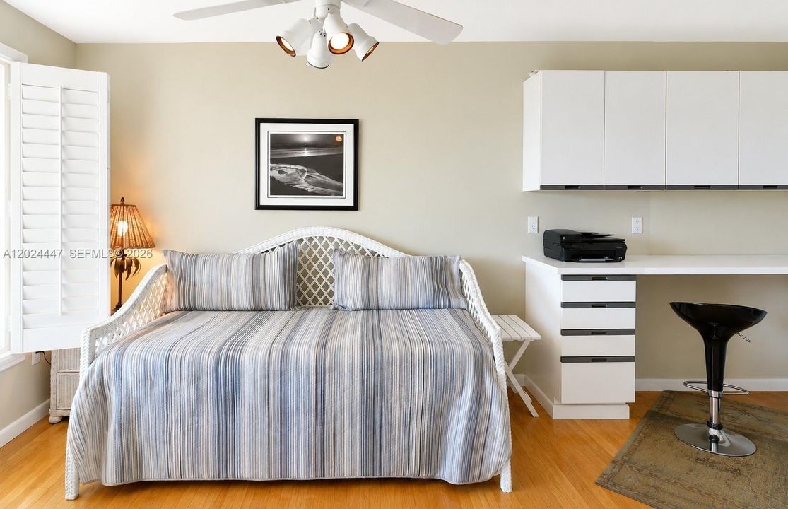 3rd bedroom / office