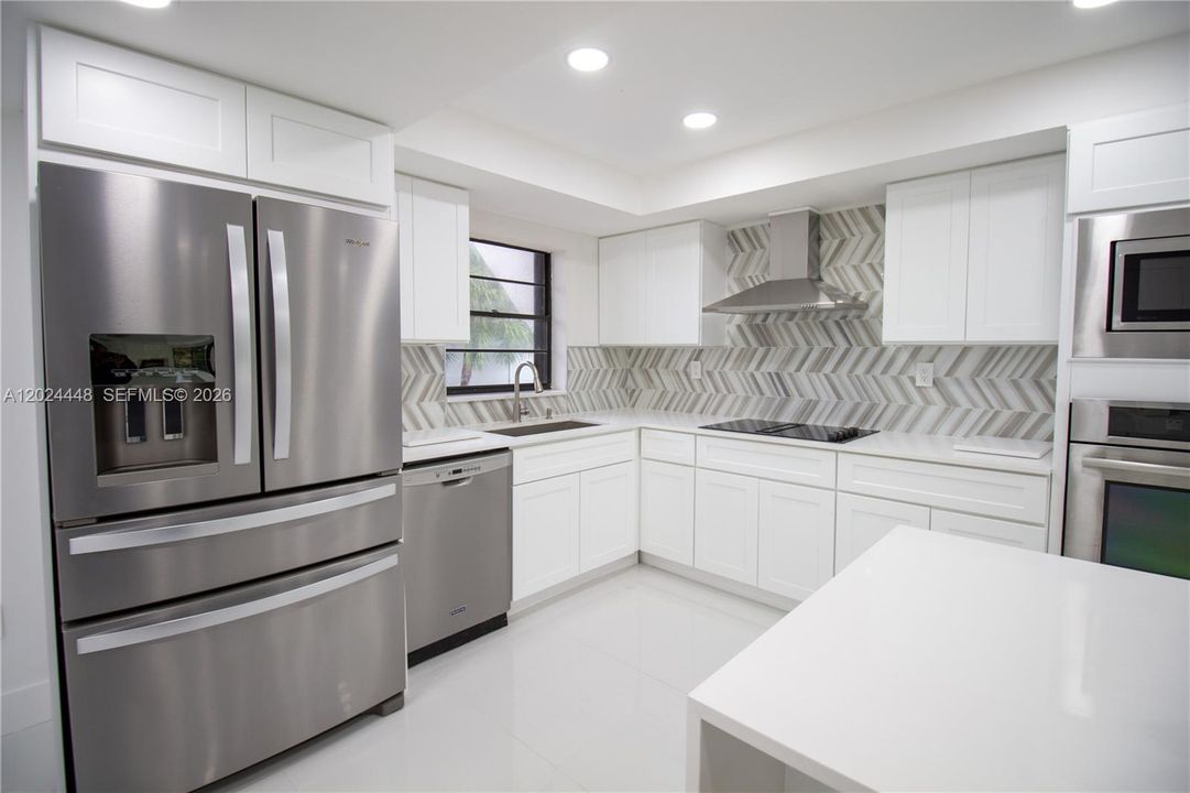 For Rent: $8,900 (3 beds, 3 baths, 2844 Square Feet)