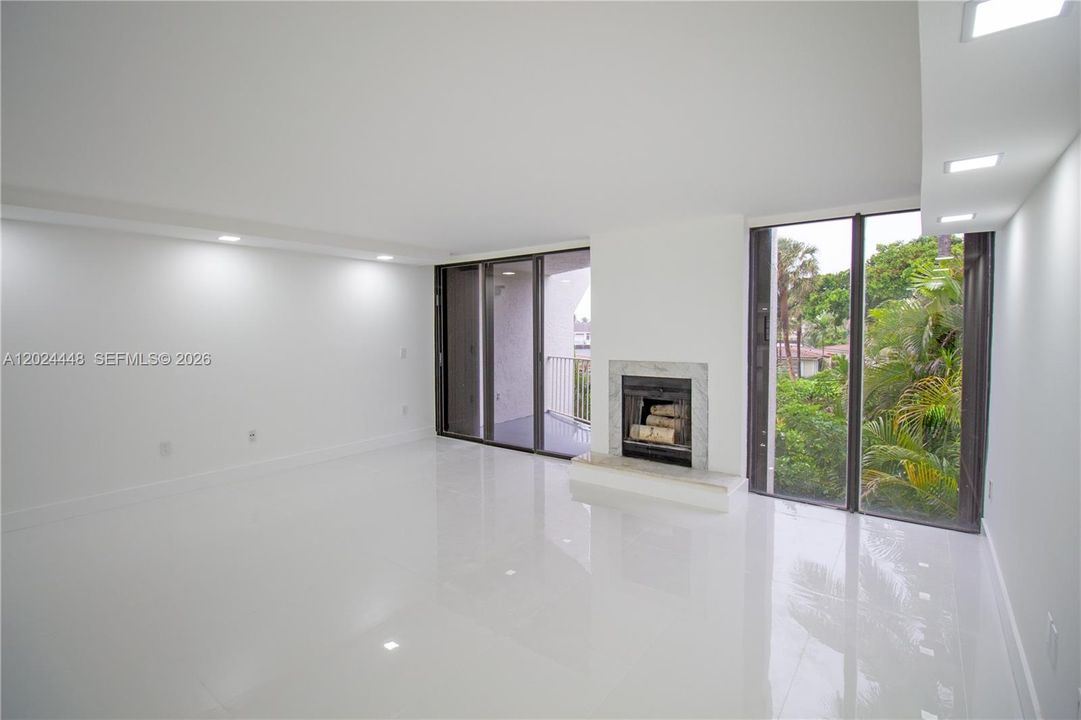 For Rent: $8,900 (3 beds, 3 baths, 2844 Square Feet)