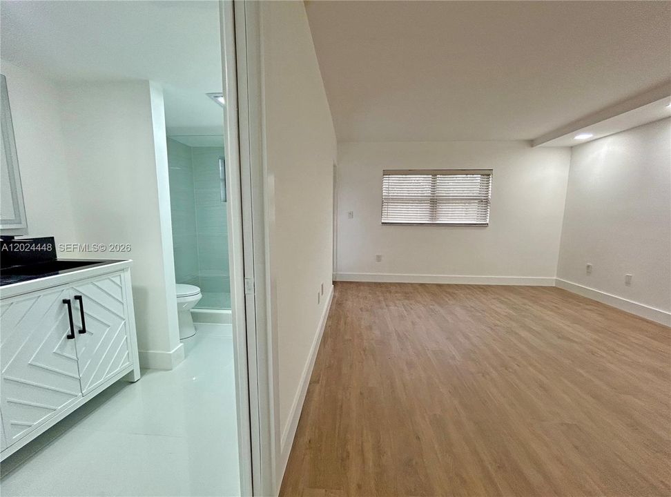For Rent: $8,900 (3 beds, 3 baths, 2844 Square Feet)