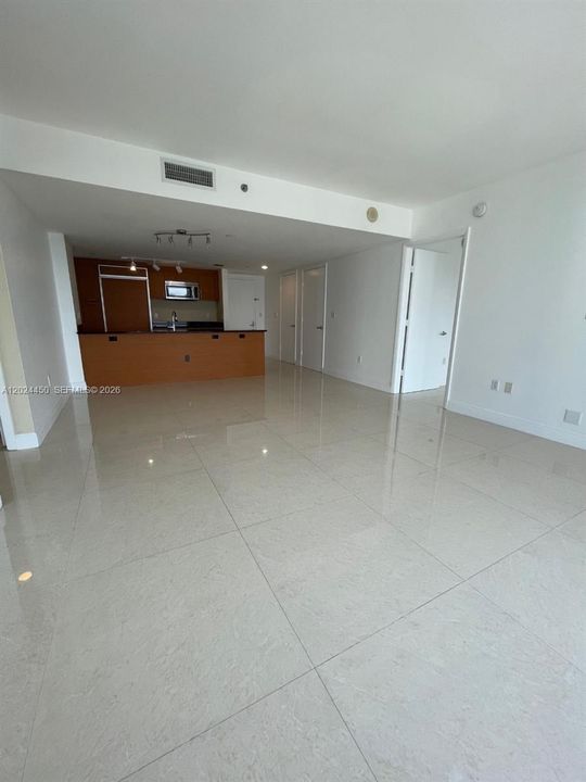 For Sale: $670,000 (2 beds, 2 baths, 1256 Square Feet)