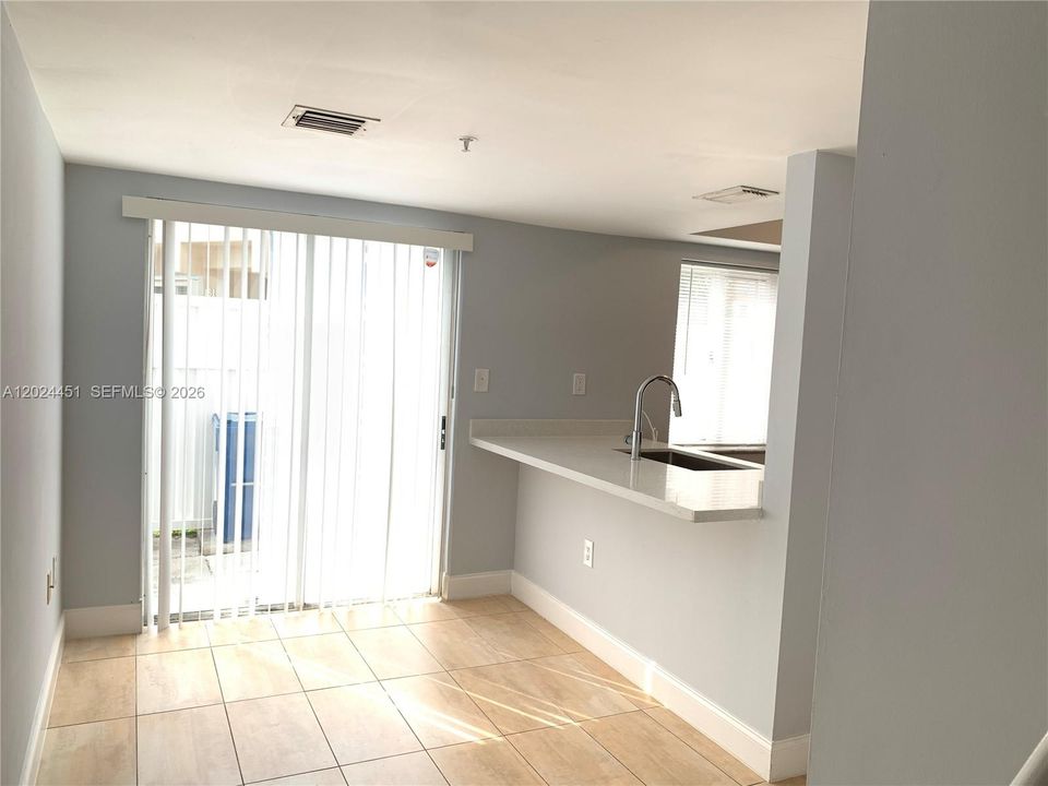 En Renta: $3,600 (3 camas, 2 baños, 1322 Pies cuadrados)