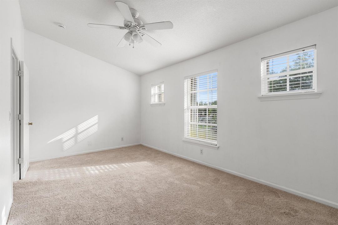 9926 Lago Drive