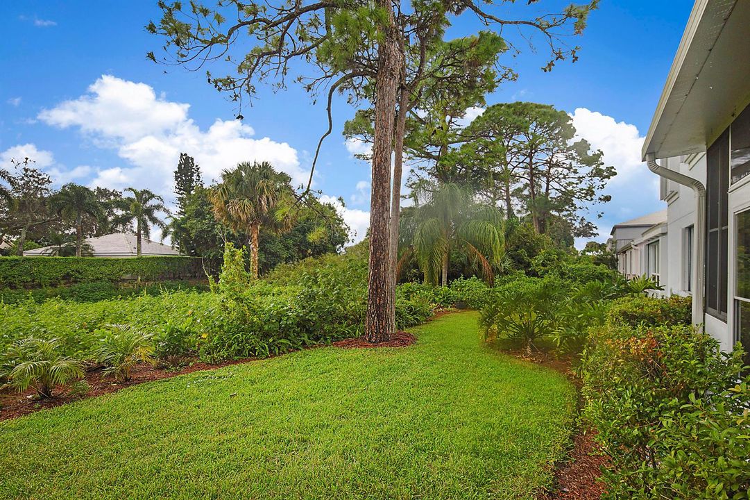 8753 SE Riverfront Terrace-33