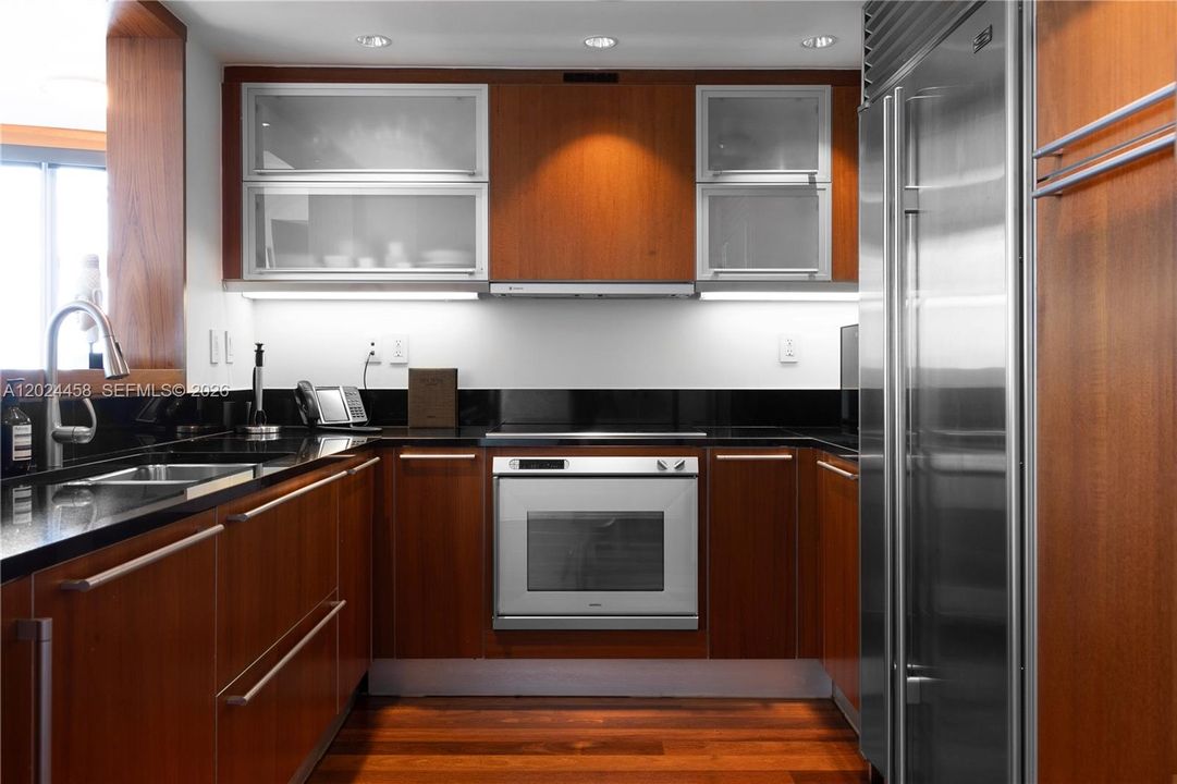 For Rent: $20,000 (2 beds, 2 baths, 1316 Square Feet)