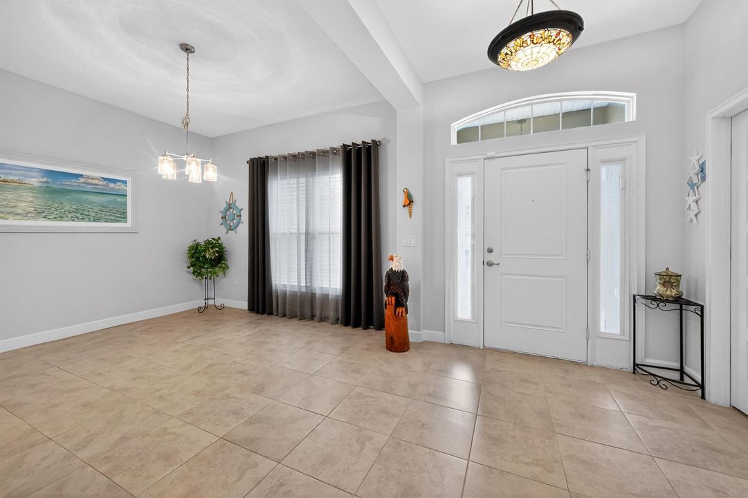 20_1858_SW_MacKenzie_St-Dining_room-0028