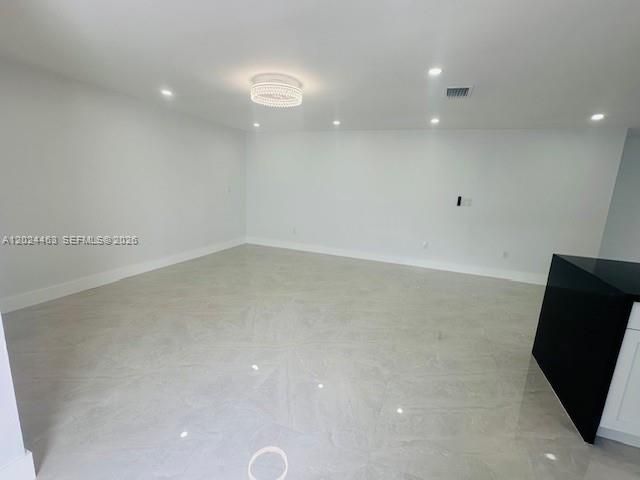 В аренду: $4,300 (3 спален, 2 ванн, 1560 Квадратных фут)