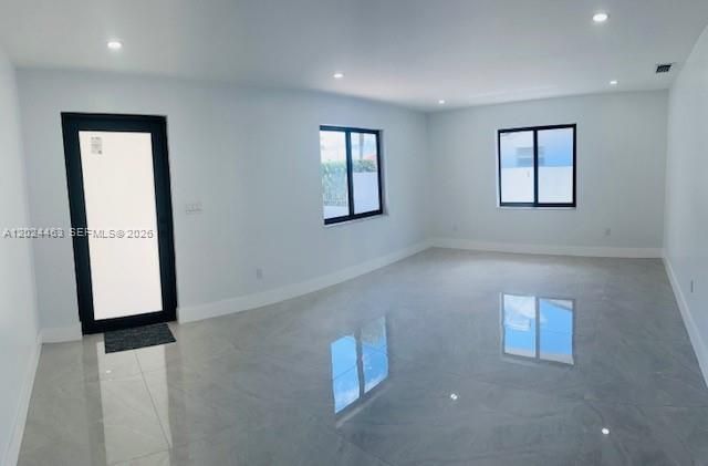 В аренду: $4,300 (3 спален, 2 ванн, 1560 Квадратных фут)