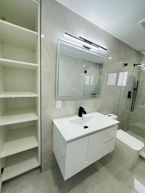 В аренду: $4,300 (3 спален, 2 ванн, 1560 Квадратных фут)