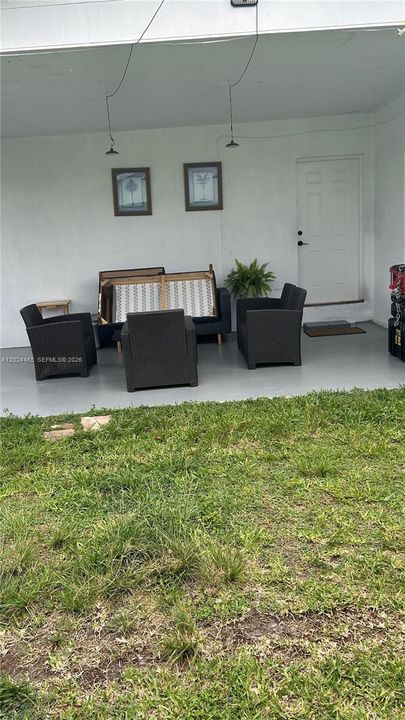 В аренду: $2,400 (3 спален, 1 ванн, 864 Квадратных фут)