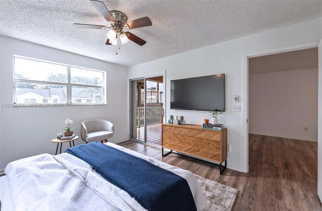 For Sale: $152,000 (1 beds, 1 baths, 830 Square Feet)