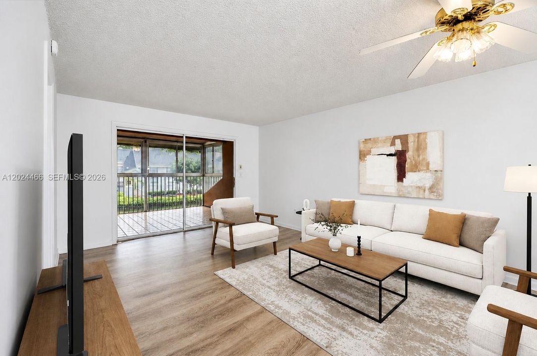 For Sale: $152,000 (1 beds, 1 baths, 830 Square Feet)