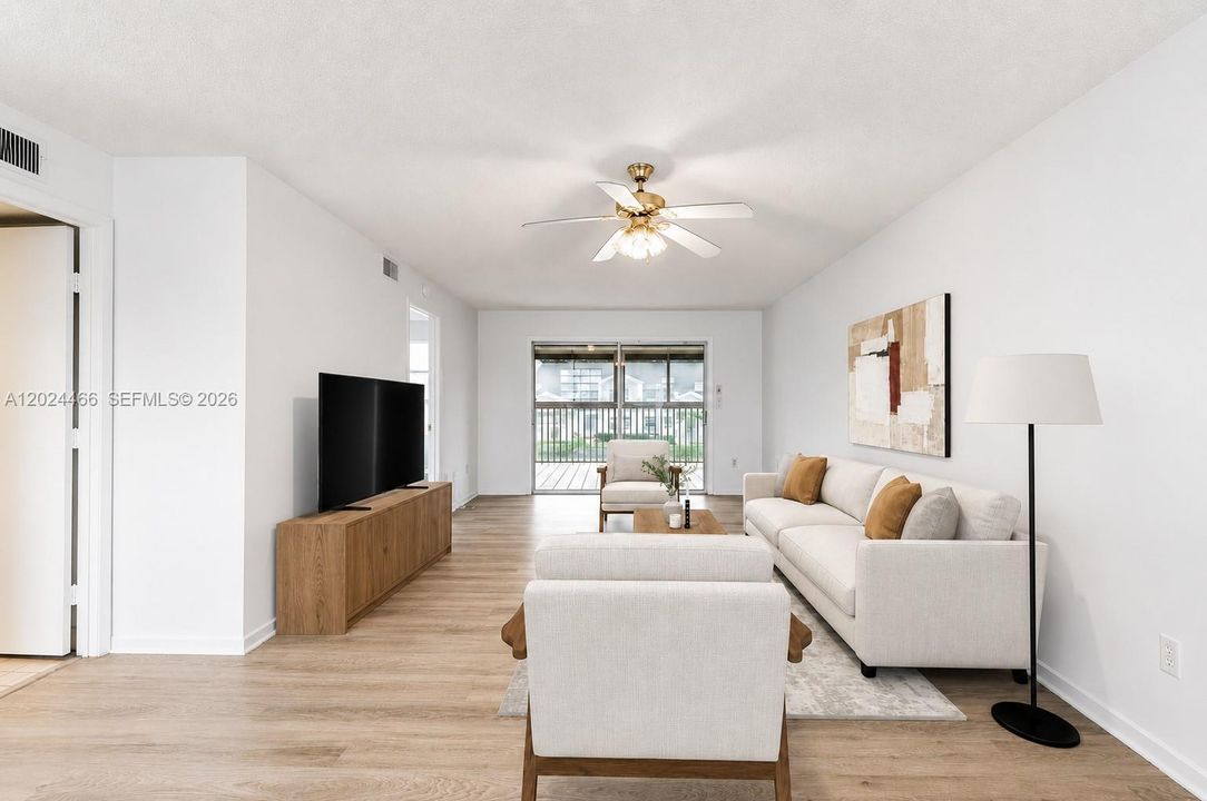 For Sale: $152,000 (1 beds, 1 baths, 830 Square Feet)