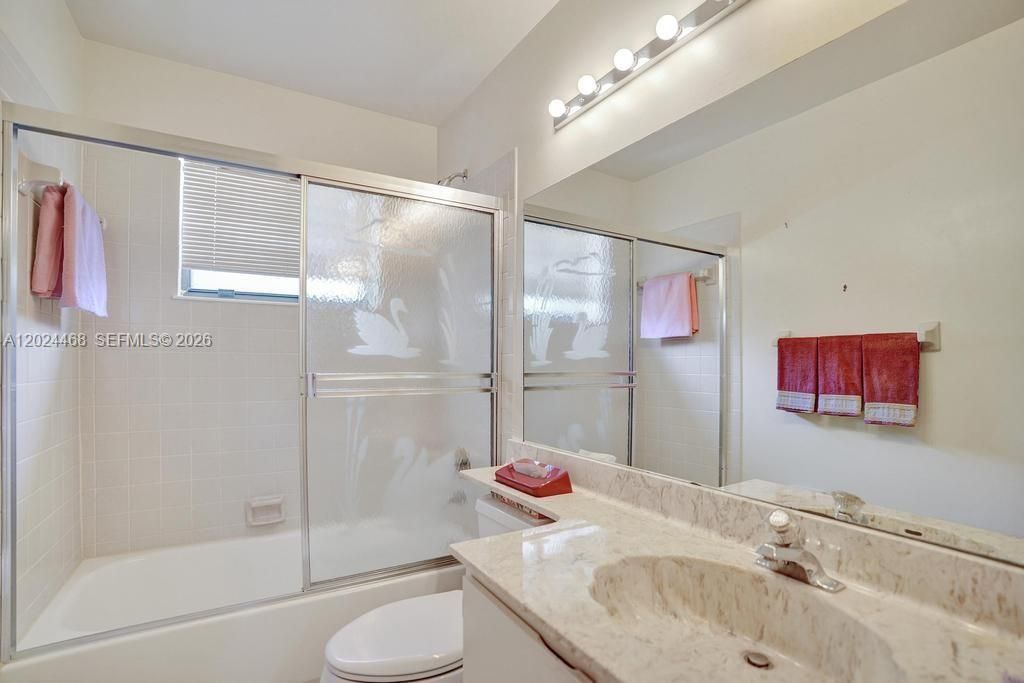 For Sale: $320,000 (2 beds, 2 baths, 1522 Square Feet)