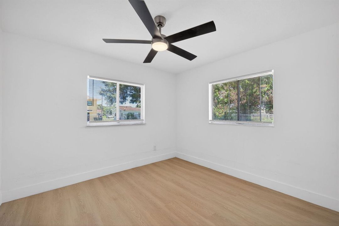 33-web-or-mls-3A5A6980