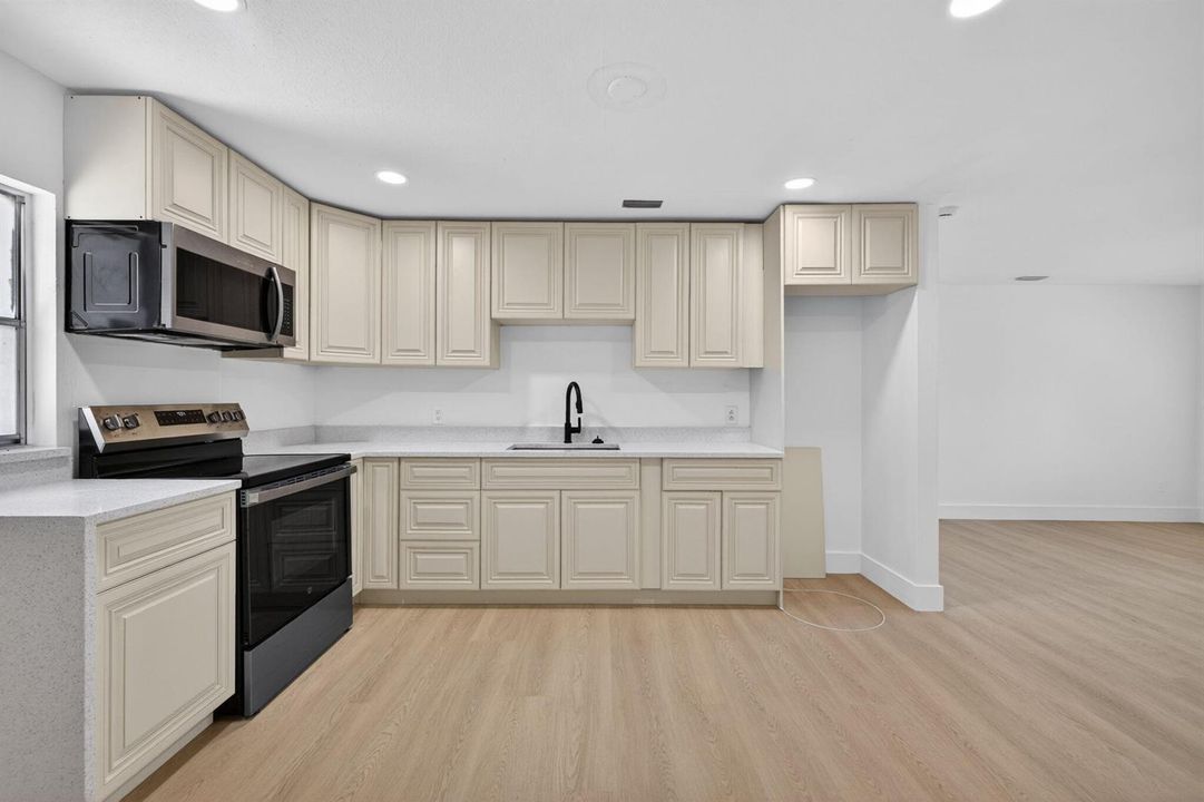 10-web-or-mls-3A5A6872