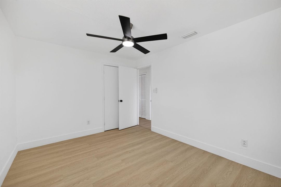 32-web-or-mls-3A5A6975