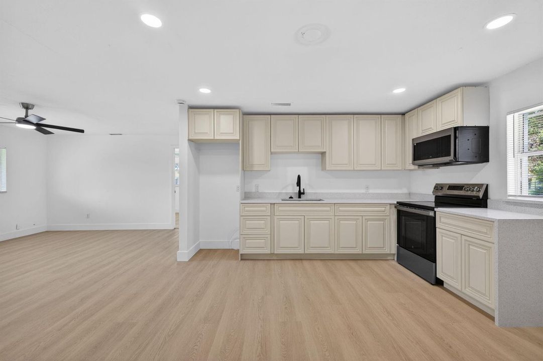 26-web-or-mls-3A5A6940