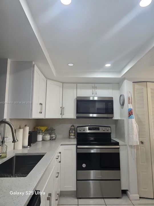 В аренду: $1,680 (1 спален, 2 ванн, 850 Квадратных фут)