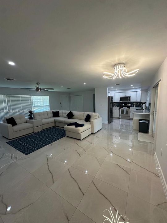 For Rent: $3,500 (2 beds, 2 baths, 1602 Square Feet)