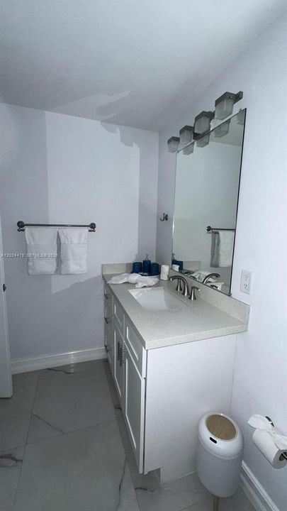 For Rent: $3,500 (2 beds, 2 baths, 1602 Square Feet)