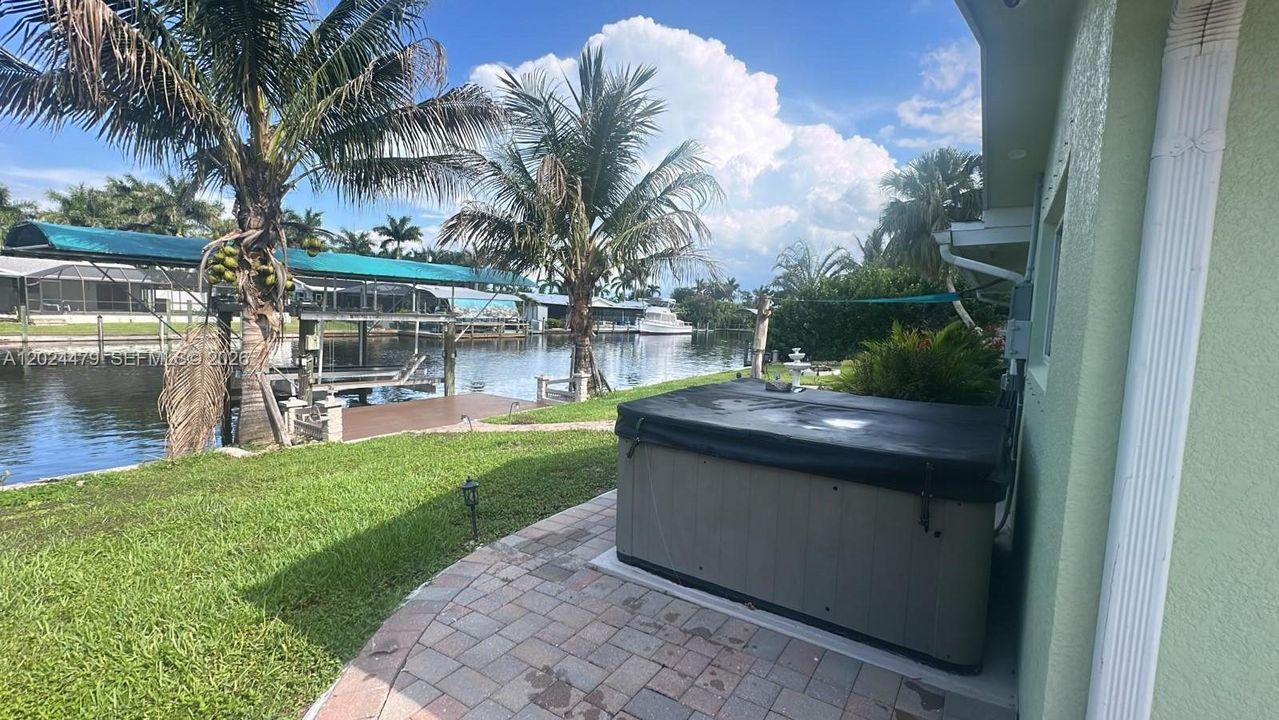 For Rent: $3,500 (2 beds, 2 baths, 1602 Square Feet)