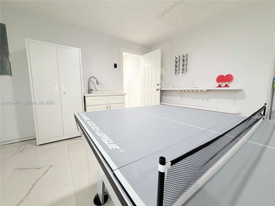Game Room & Laundry