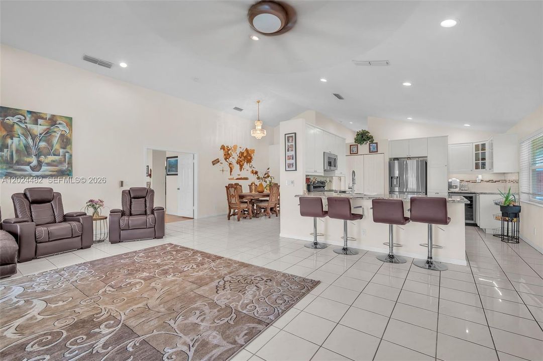 For Sale: $586,000 (3 beds, 2 baths, 1877 Square Feet)