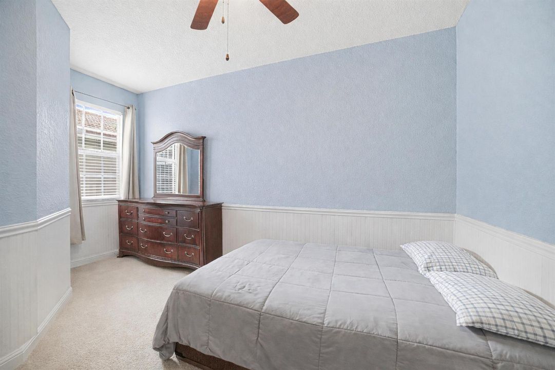 Bedroom-No Desk