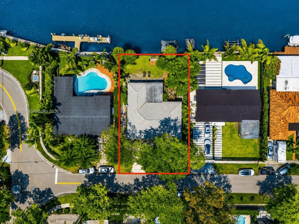 В аренду: $9,500 (3 спален, 2 ванн, 1871 Квадратных фут)