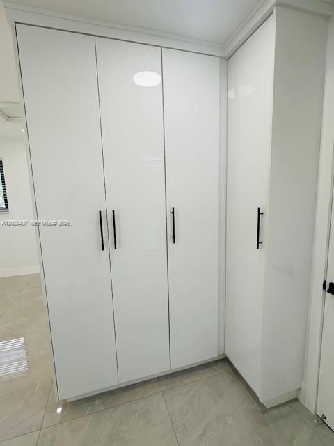 В аренду: $2,300 (1 спален, 1 ванн, 550 Квадратных фут)