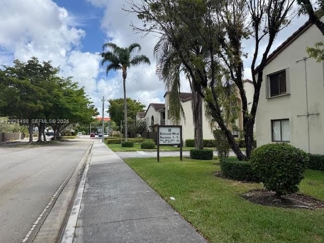 En Venta: $311,000 (2 camas, 2 baños, 944 Pies cuadrados)