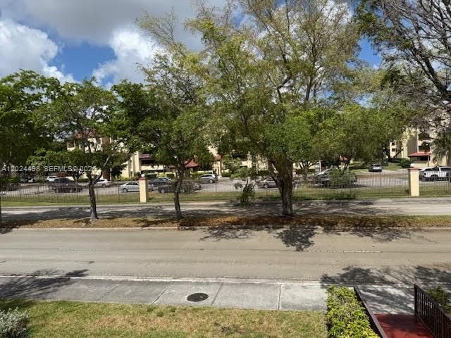 En Venta: $311,000 (2 camas, 2 baños, 944 Pies cuadrados)