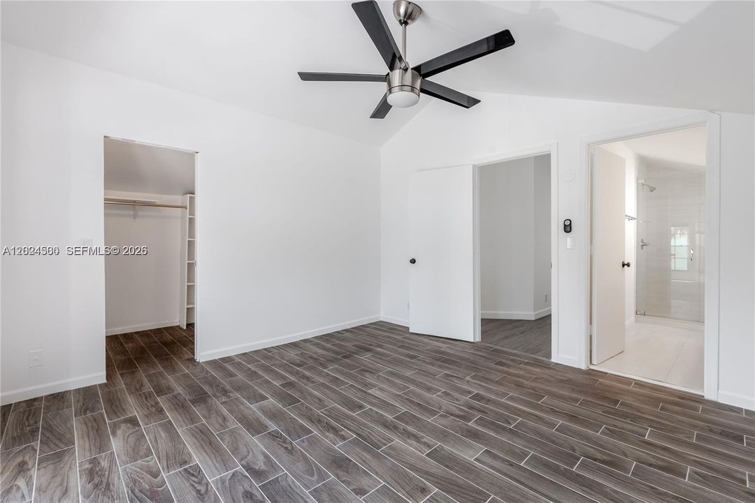 For Rent: $3,200 (3 beds, 2 baths, 1596 Square Feet)