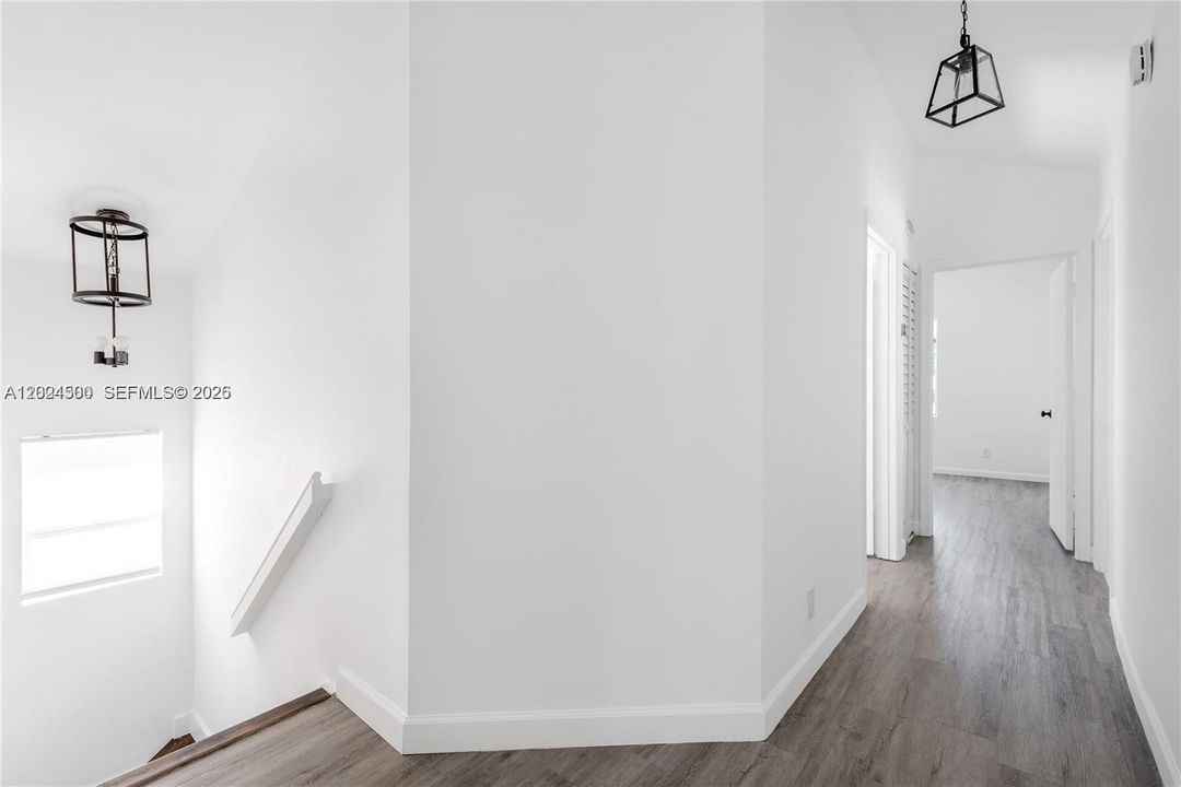 For Rent: $3,200 (3 beds, 2 baths, 1596 Square Feet)