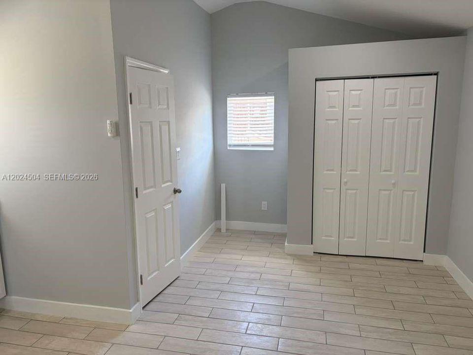 For Rent: $1,000 (0 beds, 1 baths, 0 Square Feet)