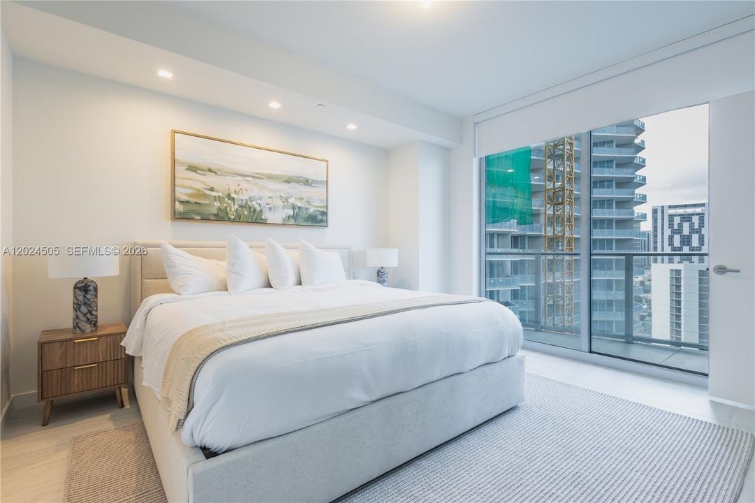 В аренду: $11,900 (2 спален, 2 ванн, 0 Квадратных фут)