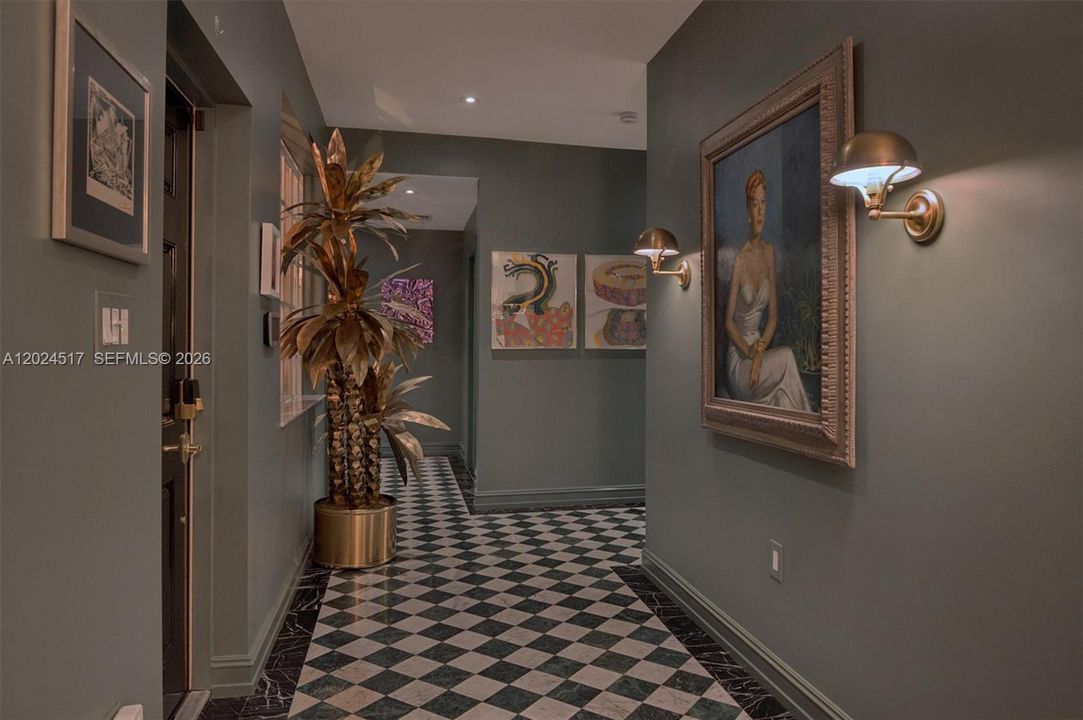 En Venta: $3,495,000 (3 camas, 2 baños, 3022 Pies cuadrados)