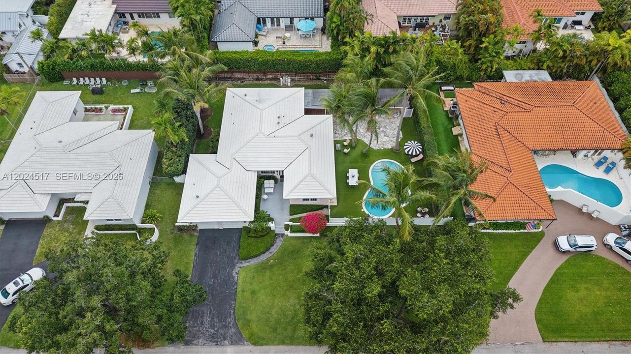 En Venta: $3,495,000 (3 camas, 2 baños, 3022 Pies cuadrados)