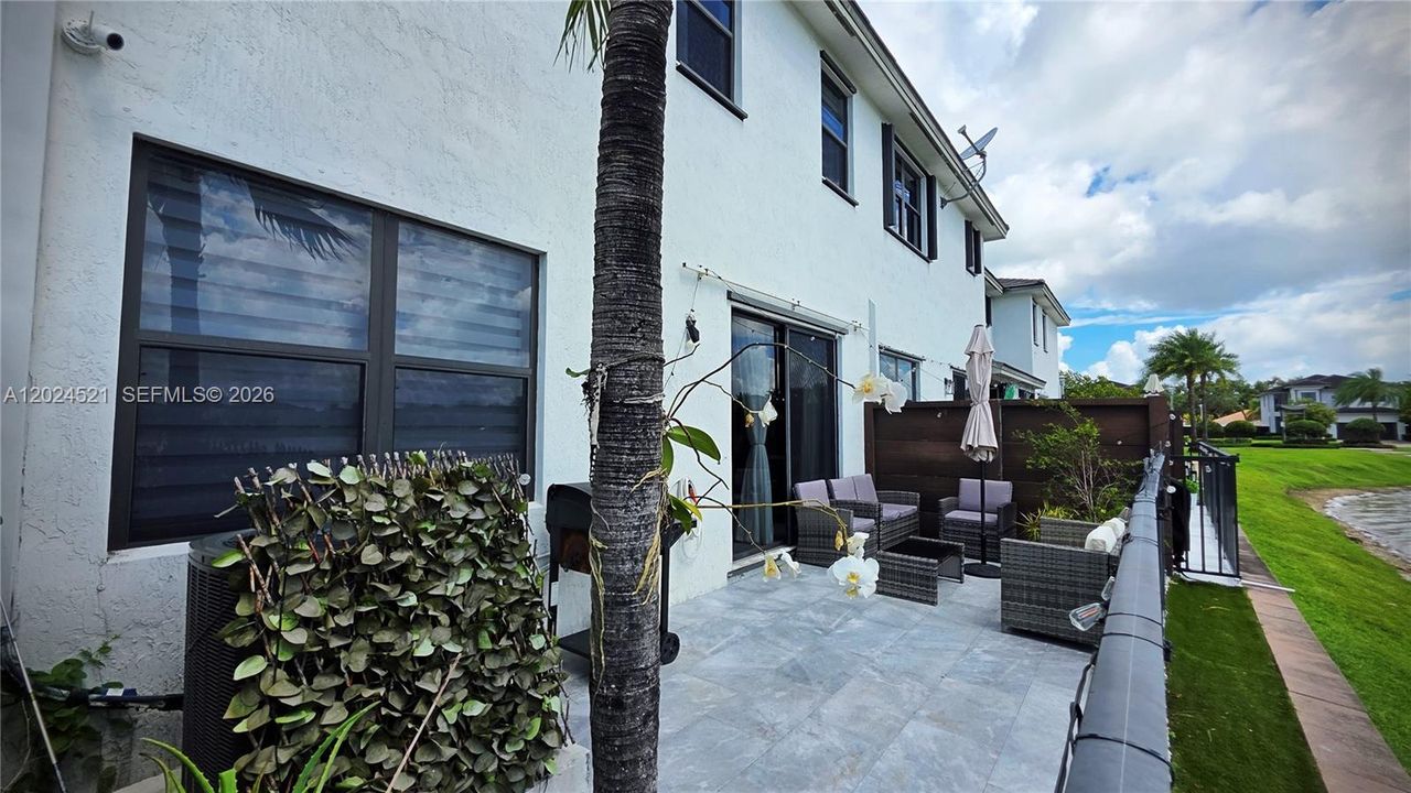 For Sale: $659,000 (4 beds, 3 baths, 1908 Square Feet)