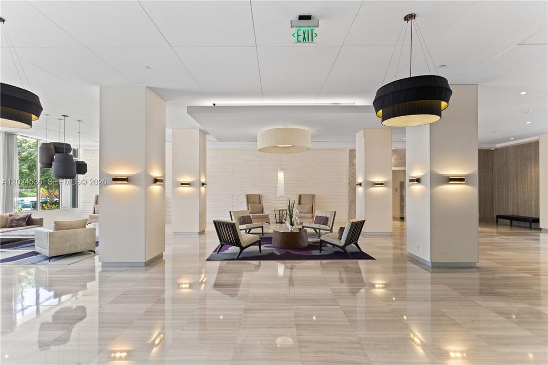 Active With Contract: $2,700 (2 beds, 2 baths, 1357 Square Feet)